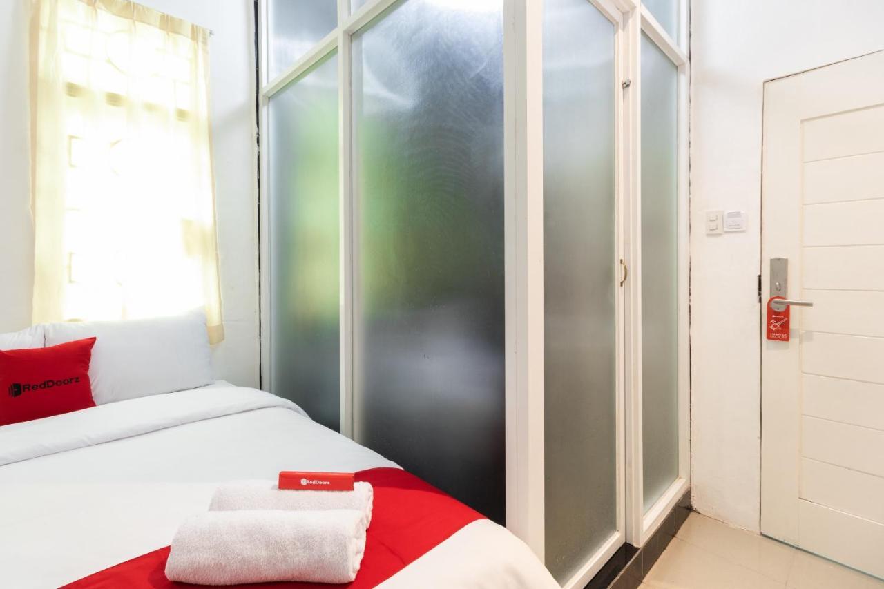 Reddoorz Near Sun Plaza Medan 2 Hotell Eksteriør bilde