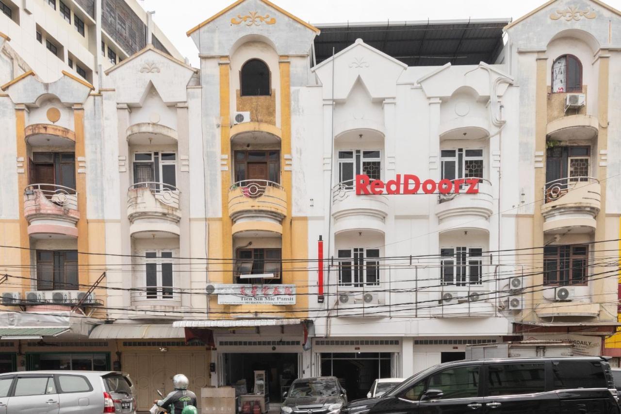 Reddoorz Near Sun Plaza Medan 2 Hotell Eksteriør bilde