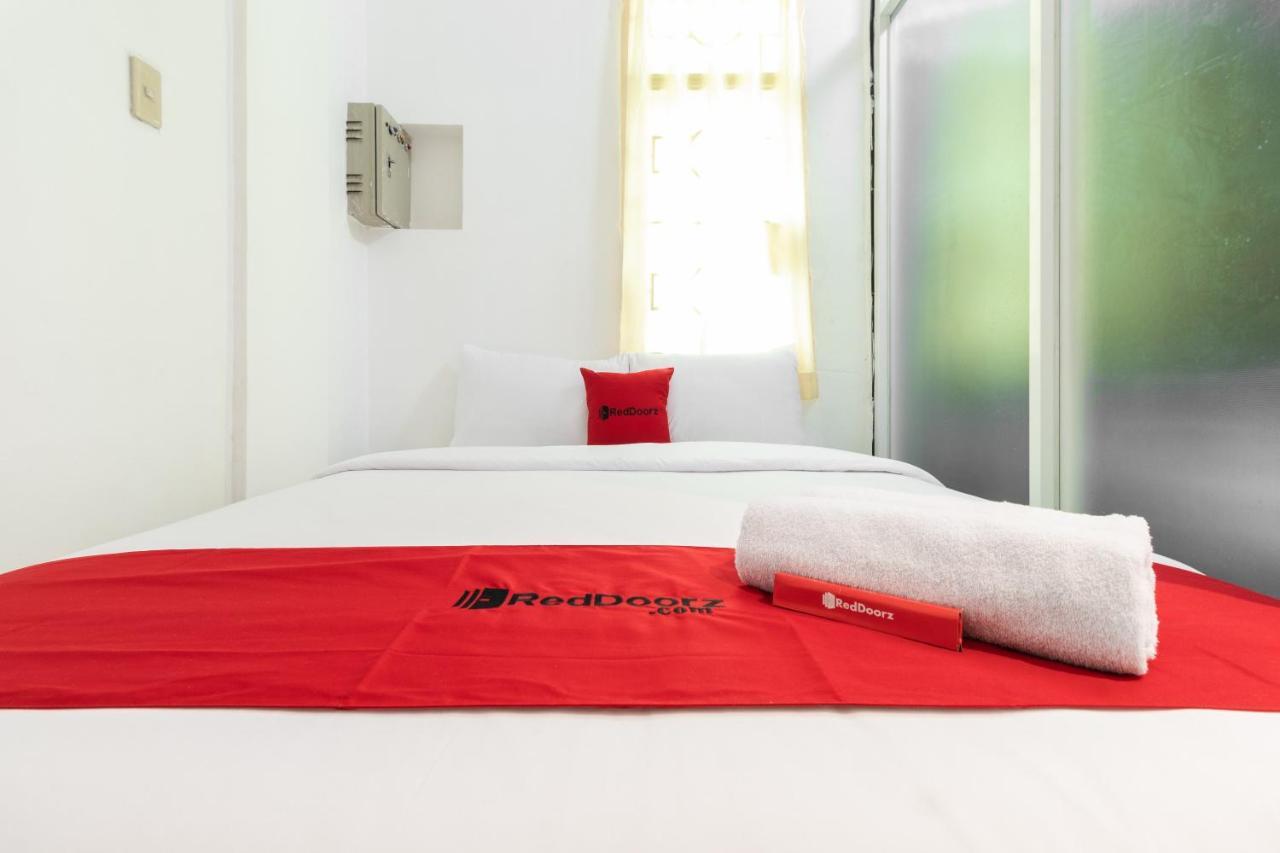 Reddoorz Near Sun Plaza Medan 2 Hotell Eksteriør bilde