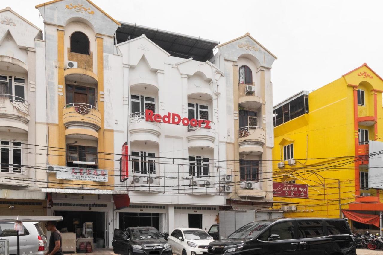 Reddoorz Near Sun Plaza Medan 2 Hotell Eksteriør bilde